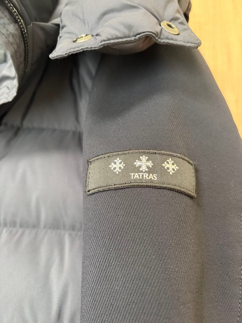 タトラスダウンジャケット　サイズ03