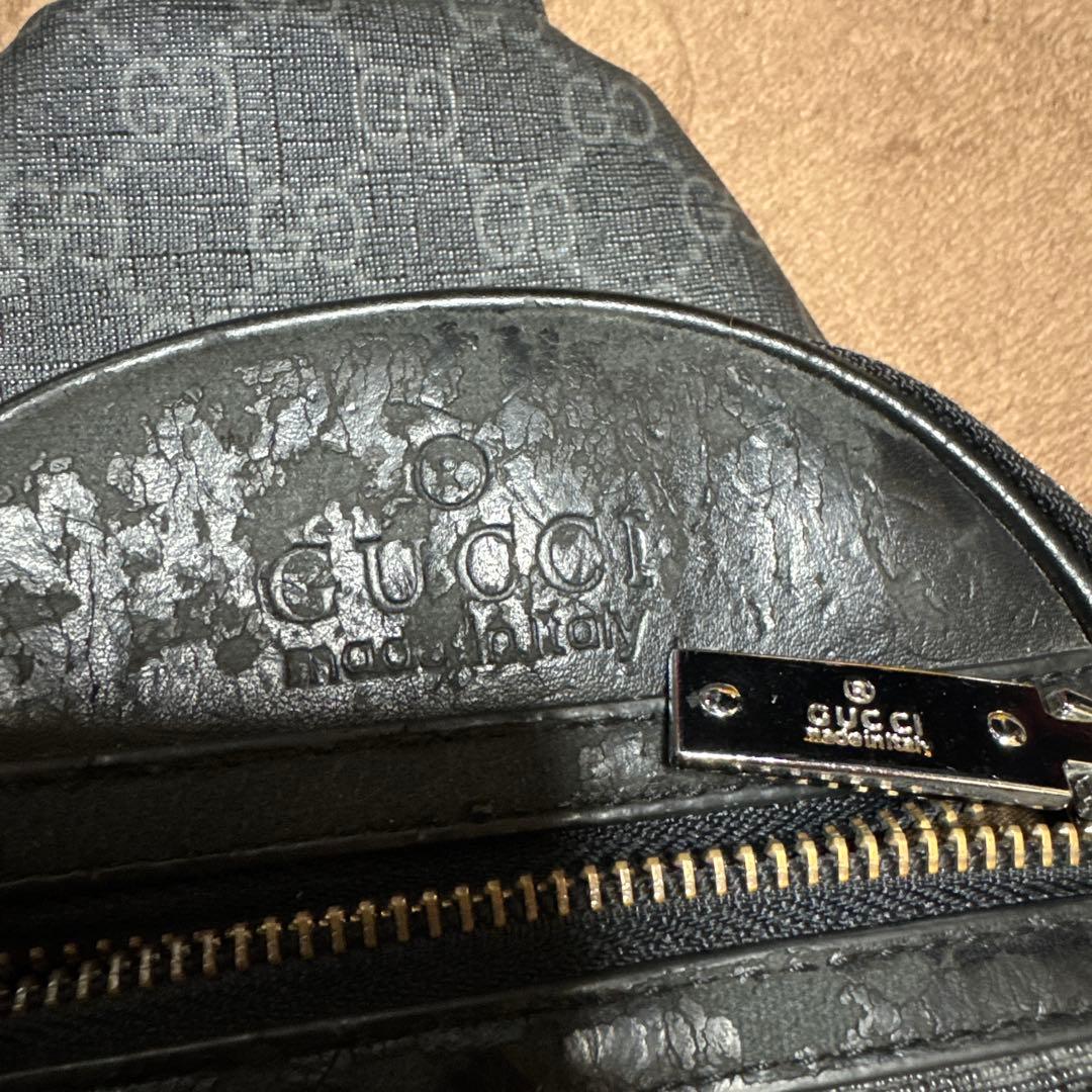 GUCCI GGパターン ショルダーバッグ ブラック