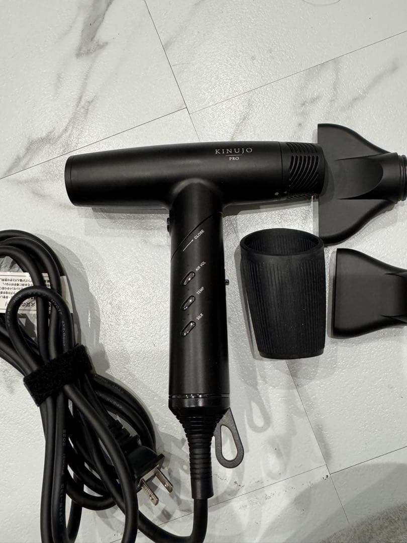絹女 きぬじょ KINUJO PRO ヘアドライヤー