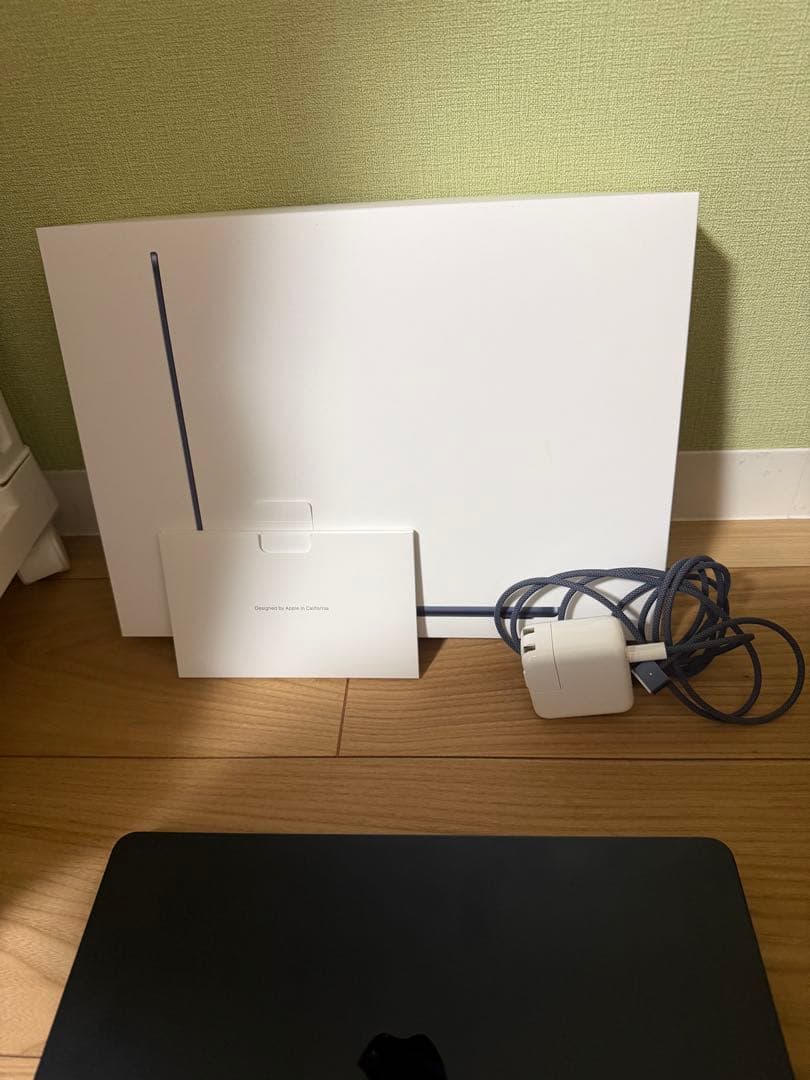 MacBook Air 13.6インチ 8GB 256GB SSD