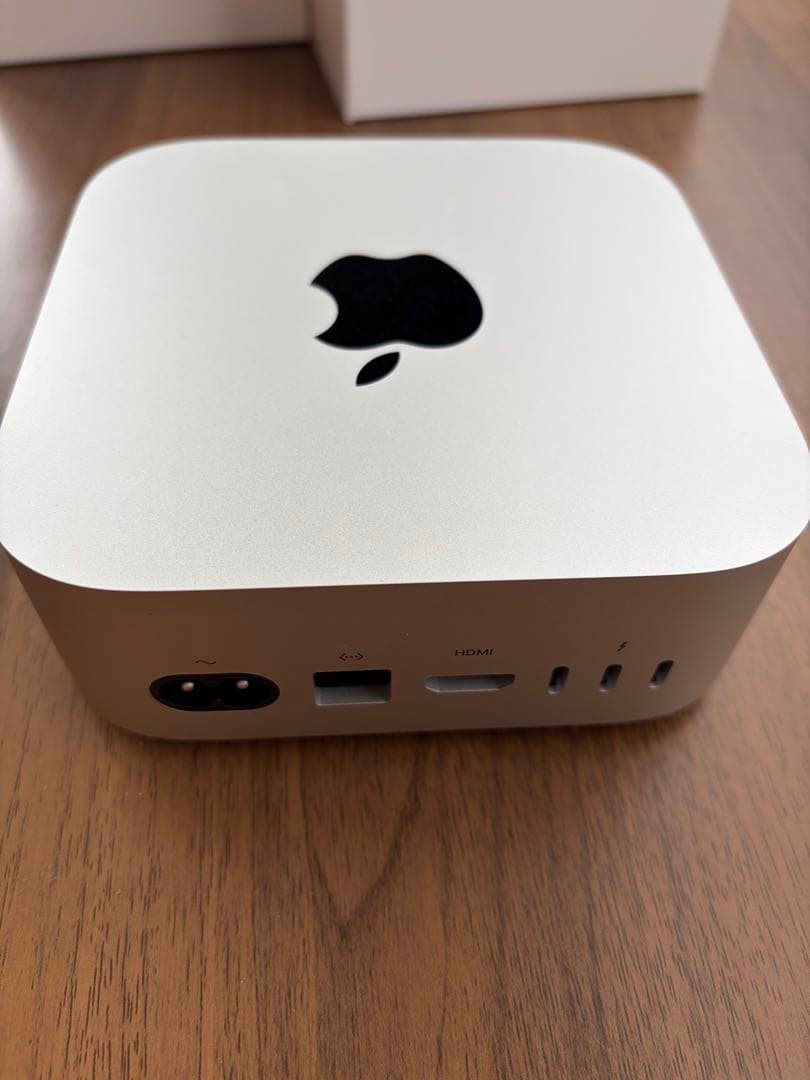 Apple Mac mini m4シルバー