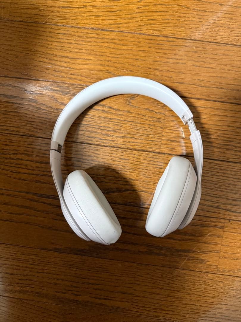 格安 Beats Studio pro sandstone ケース込み 明日発送