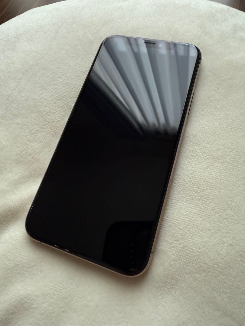 期間限定価格　美品Apple iPhone11 Proゴールド 本体　256GB