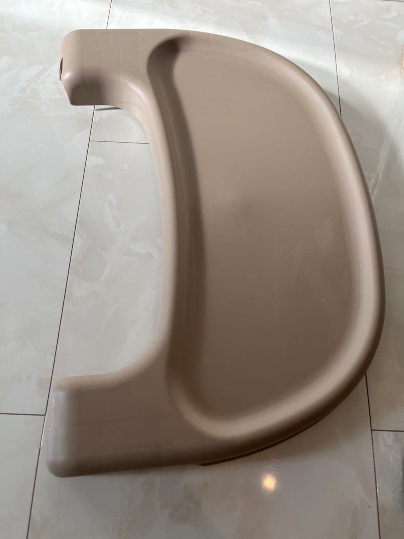 美品★KATOJIヒッコロ II ベージュ　ハイローチェア