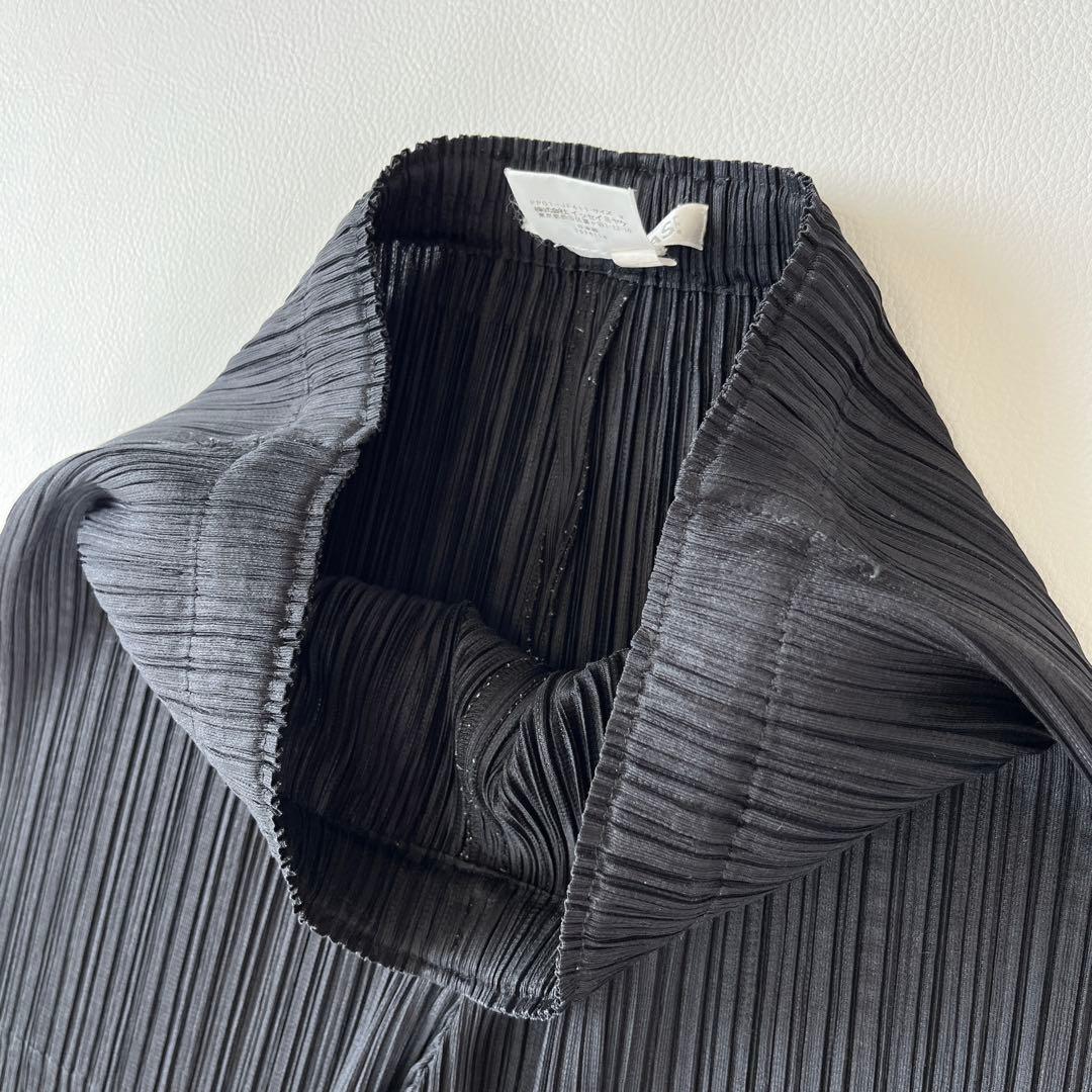 美品✨近年　プリーツプリーズ　イッセイミヤケ　パンツ　ブラック　ポケット