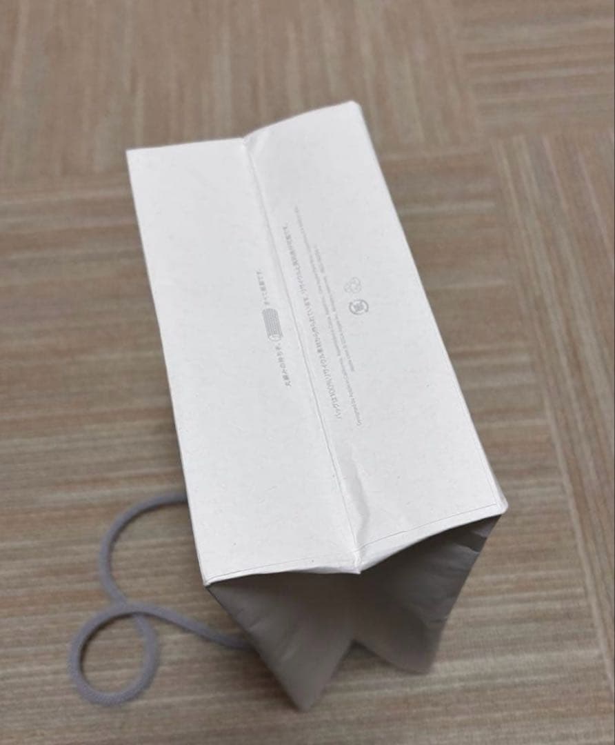 アイフォーン　iPhone 16 ブラック　新品　未使用　おまけ付き