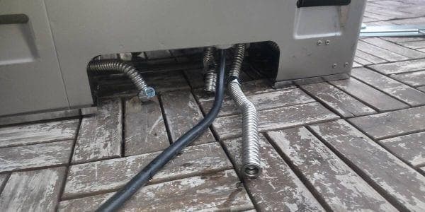 日本イトミック EW-40N3B-BT貯湯式電気湯沸器 壁掛型 単相200V