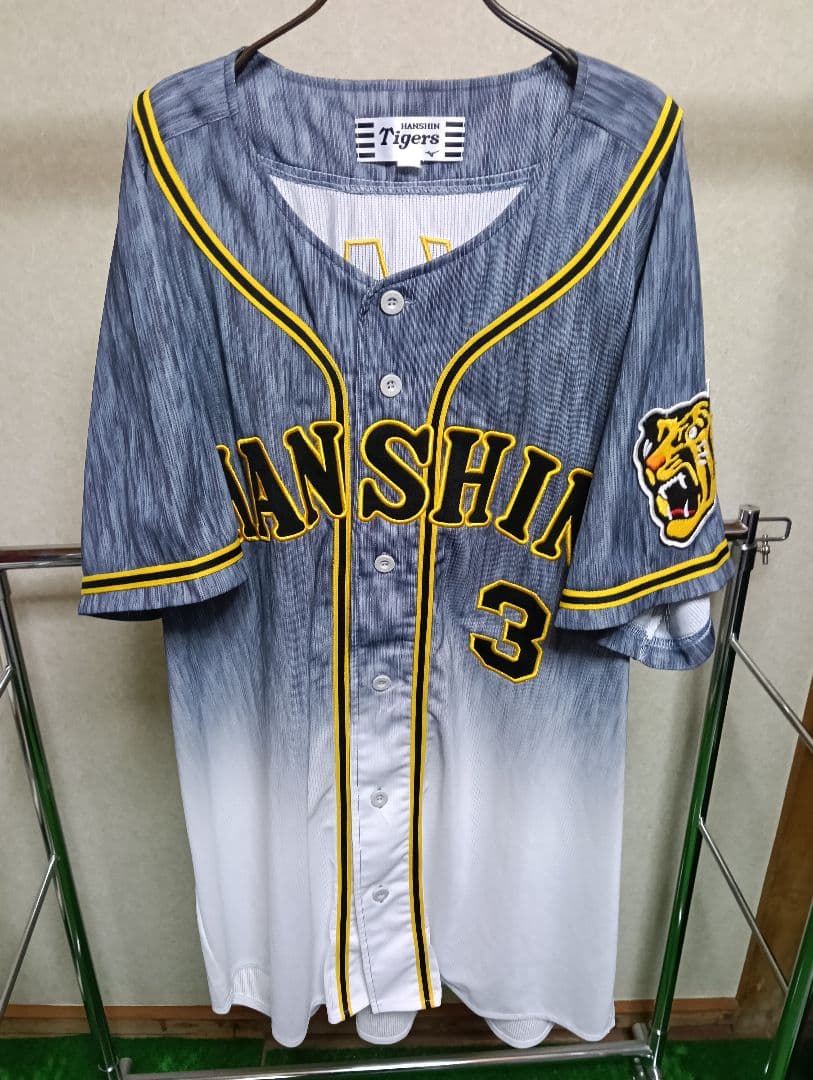 【希少・超美品】阪神タイガース 大山悠輔 旧ビジターグラデーションユニフォーム