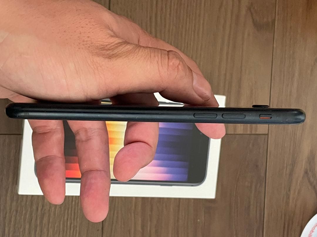 Apple iPhone SE第3世代 128GB SIMフリー