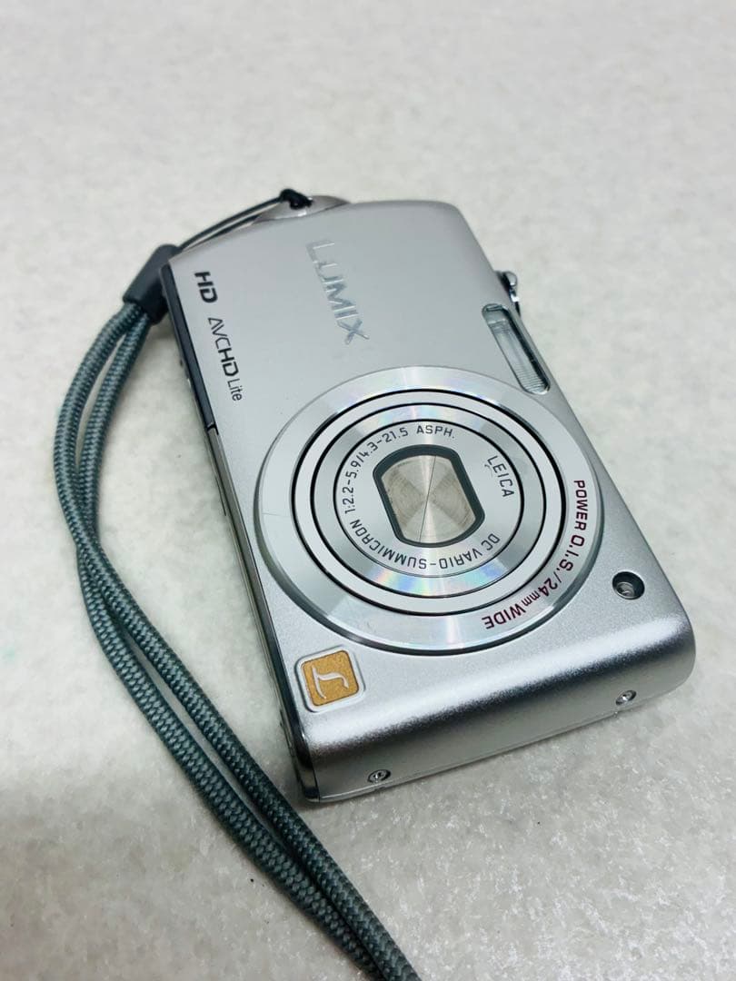 D0104）Panasonic LUMIX DMC-FX70 デジカメ