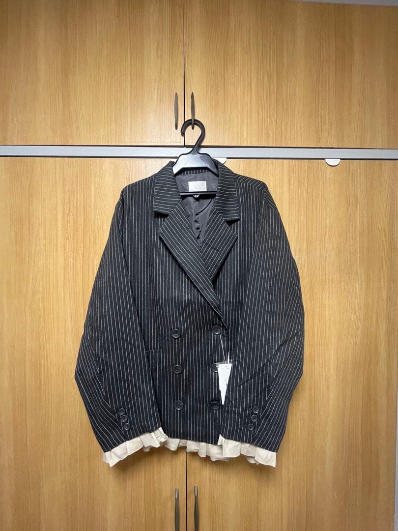 ジャケット・アウター frill layered design jacket / loin nuit