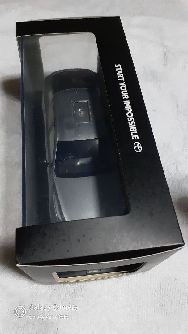 トヨタ 新型クラウンセダン ミニカー 非売品