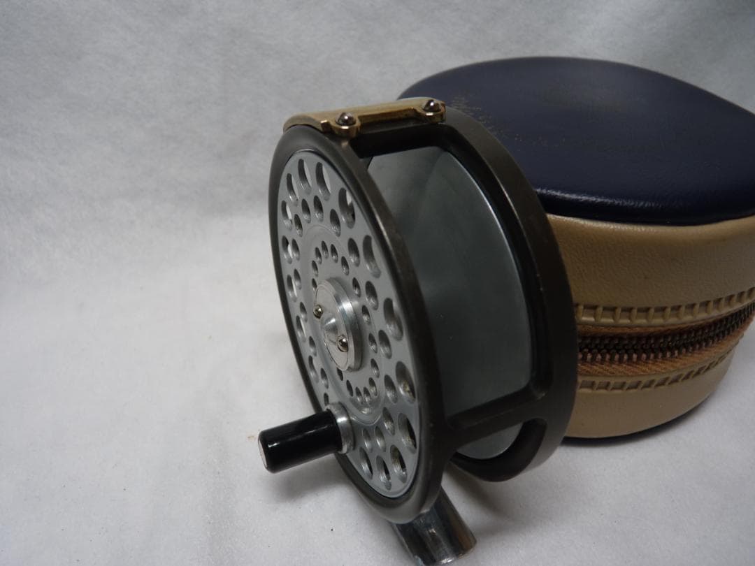 ハーディー・フェザーウェイト・ヘビーUガード 【中古美品】　HARDY