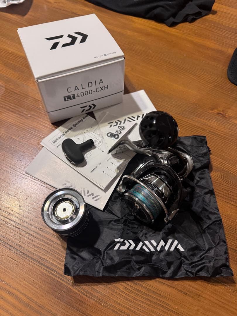 た*坊様 DAIWA CALDIA LT 4000-CXH スピニングリール