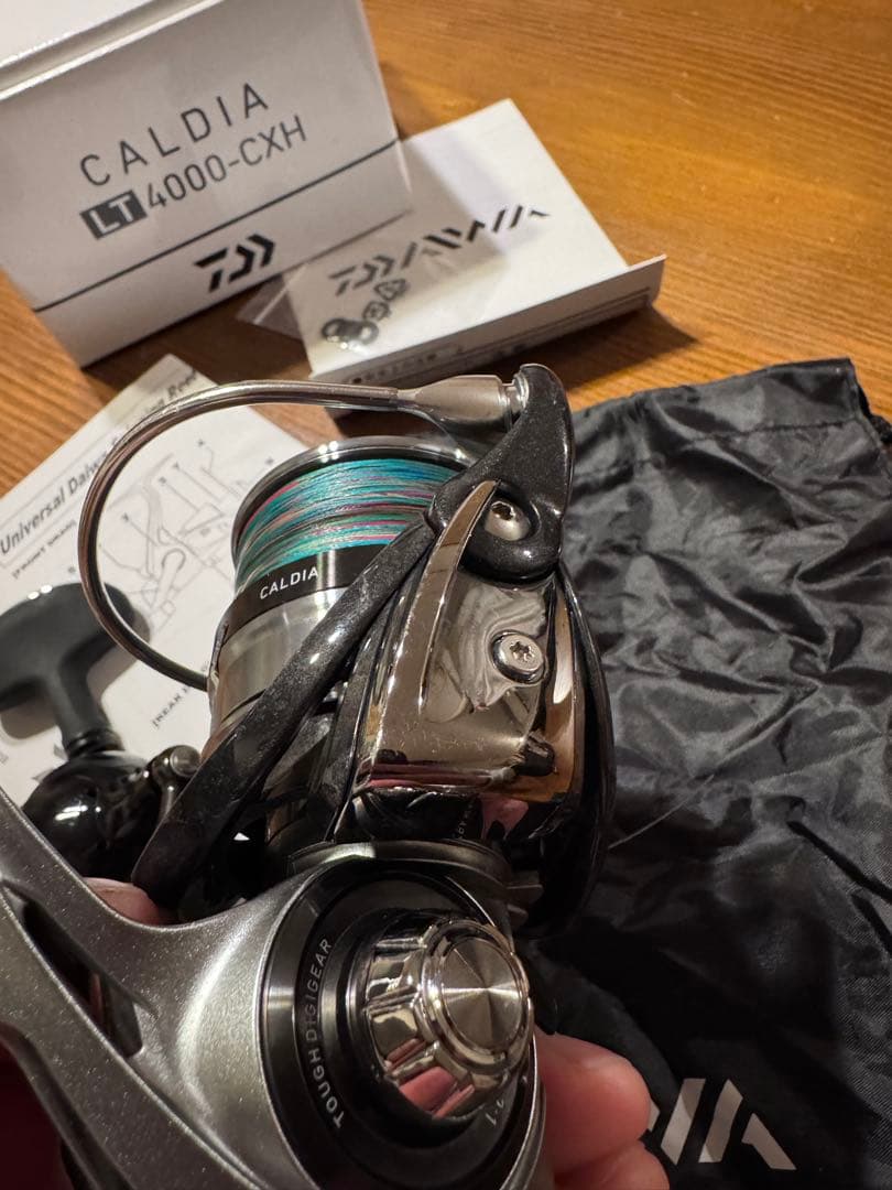 た*坊様 DAIWA CALDIA LT 4000-CXH スピニングリール