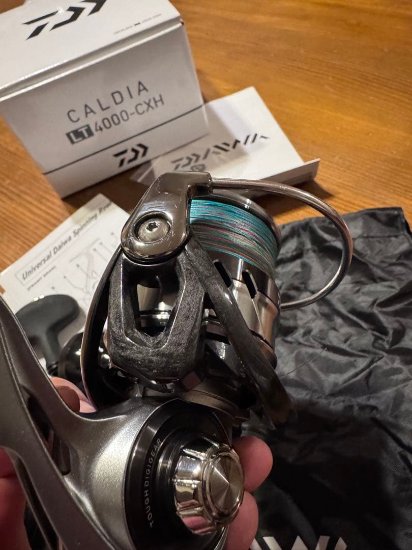た*坊様 DAIWA CALDIA LT 4000-CXH スピニングリール