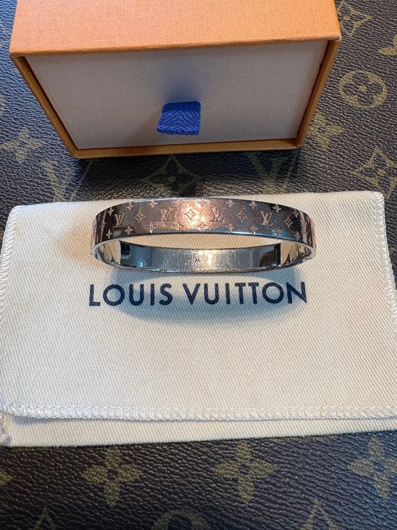 Louis Vuitton モノグラム バングル