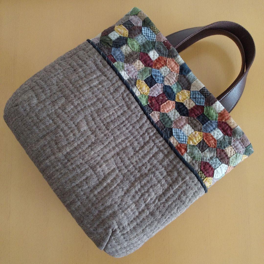 パッチワークキルト　バッグ　ハンドメイド