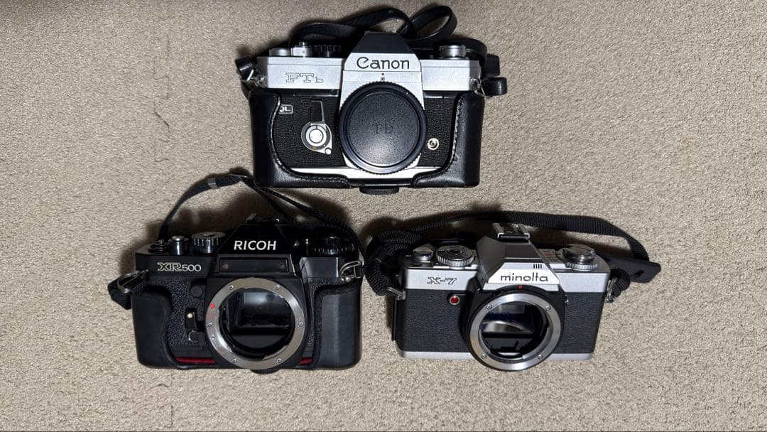 フィルム一眼3台Canon FTb、Minolta X7、Ricoh XR500