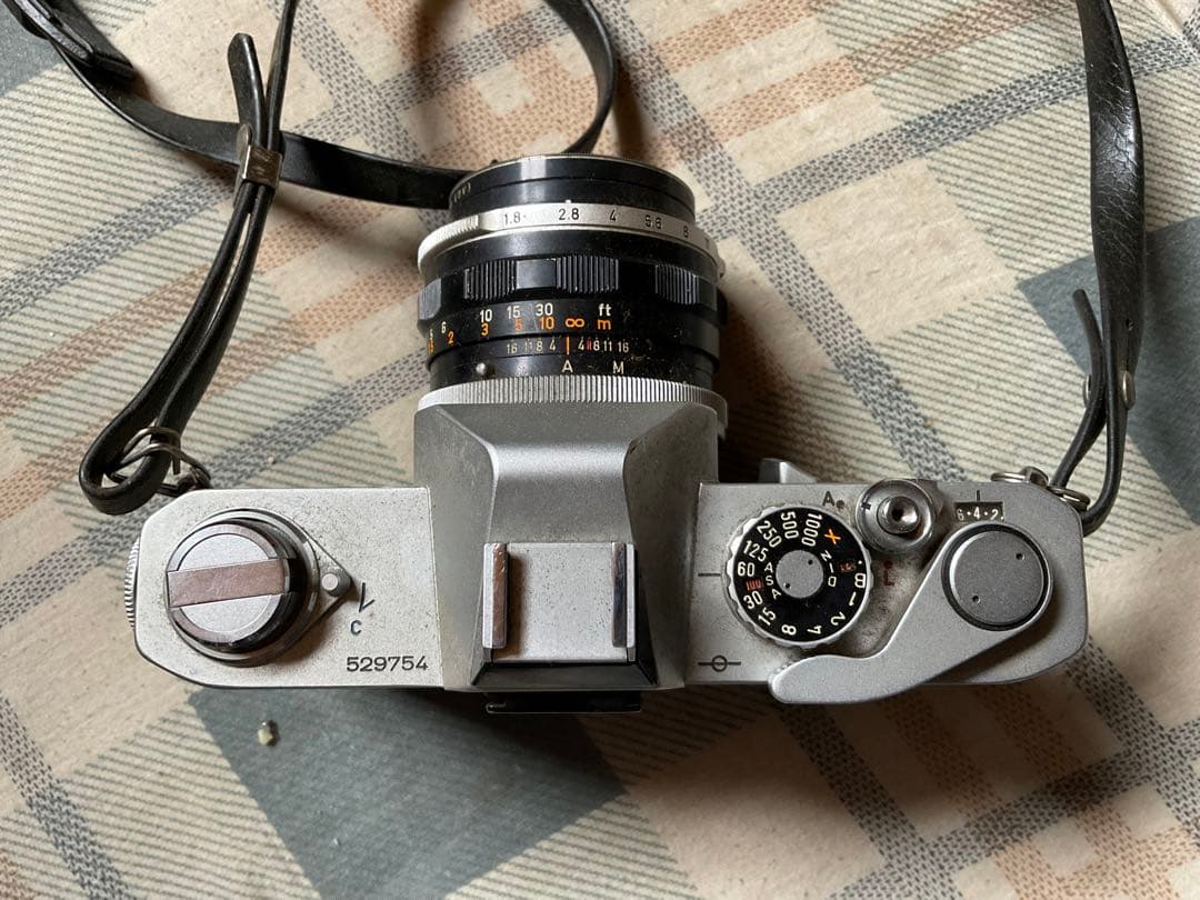 キヤノン・FT カバー付き。取扱説明書なし。【昭和ノスタルジー、ジャンク品？】