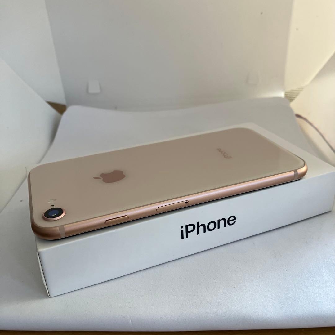 【すぐ発送】iPhone 8 64GB 【値下げ不可】