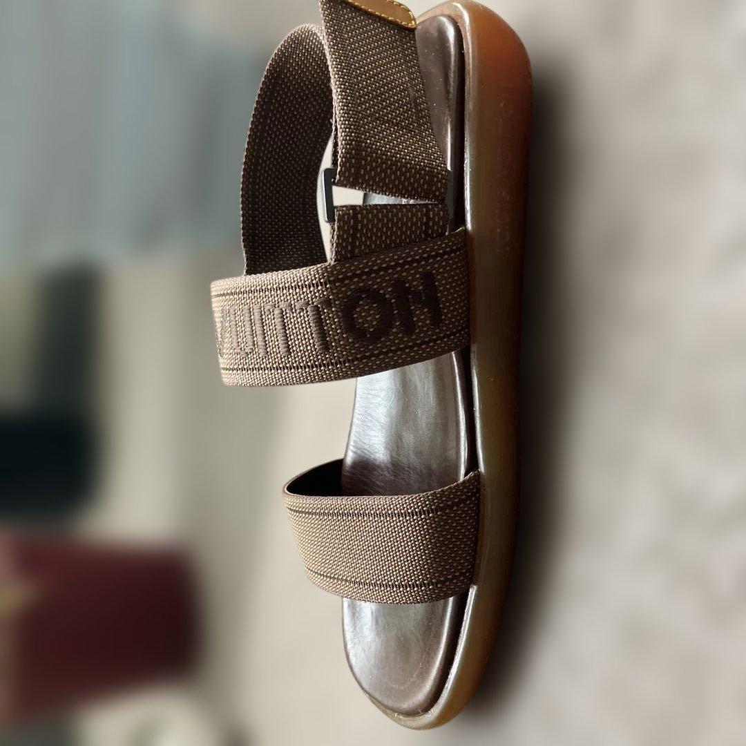 LOUIS VUITTON ブラウン サンダル
