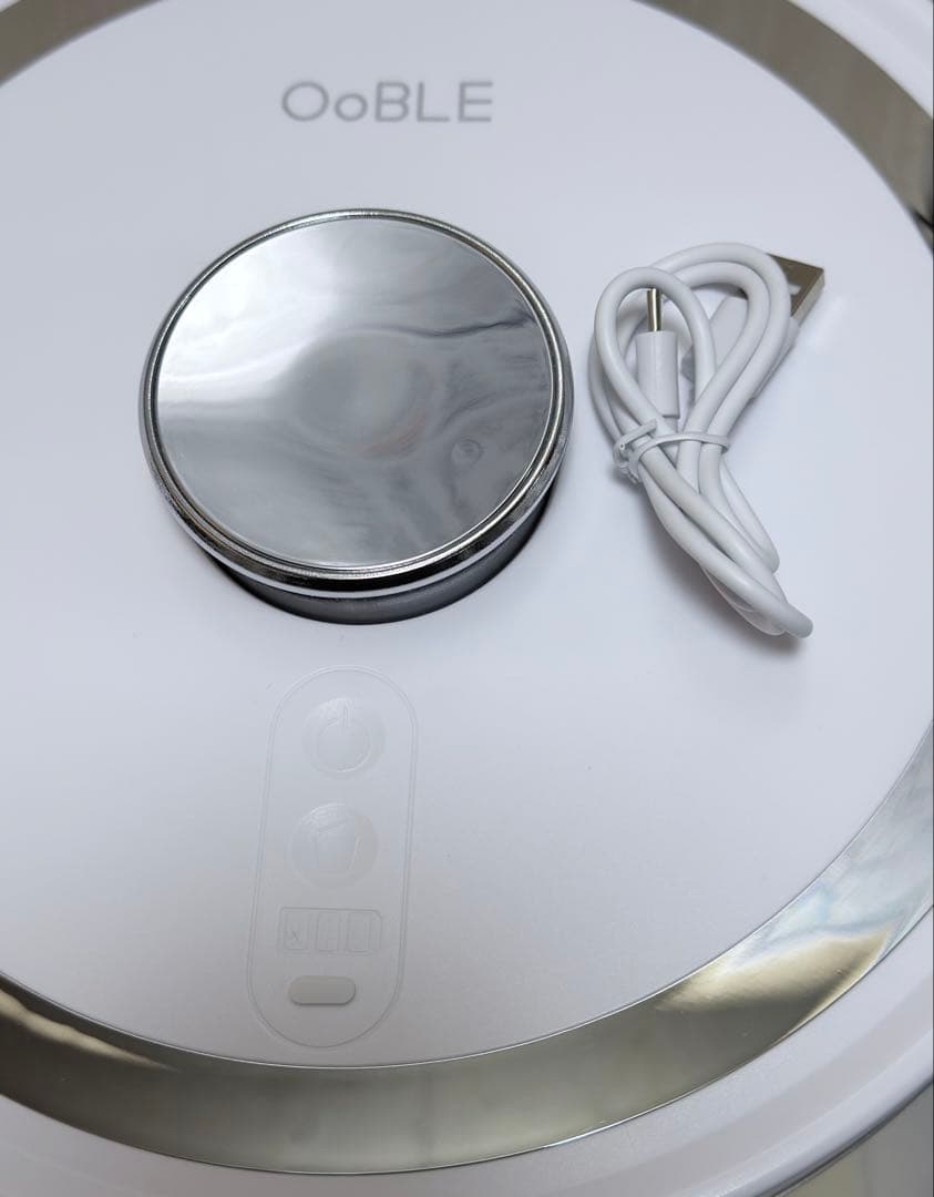 【美品】OoBLE mini white