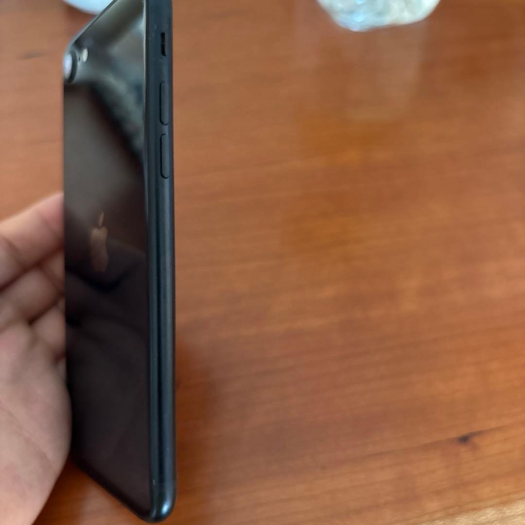 iPhone SE 第3世代　64GB ミッドナイト