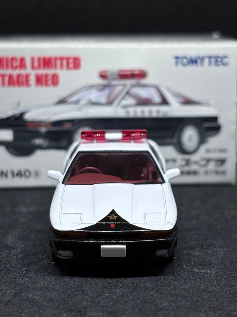 トミカリミテッドヴィンテージ トヨタ スープラ A70型 パトロールカー 埼玉