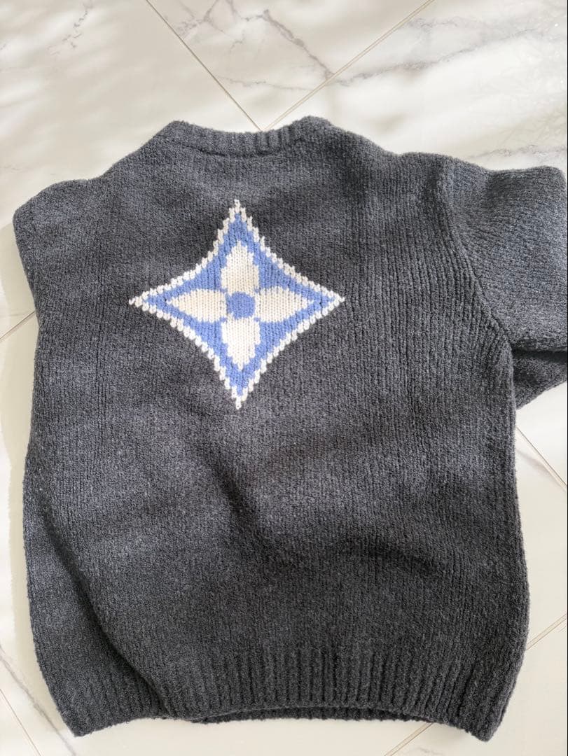 LOUIS VUITTON セーター