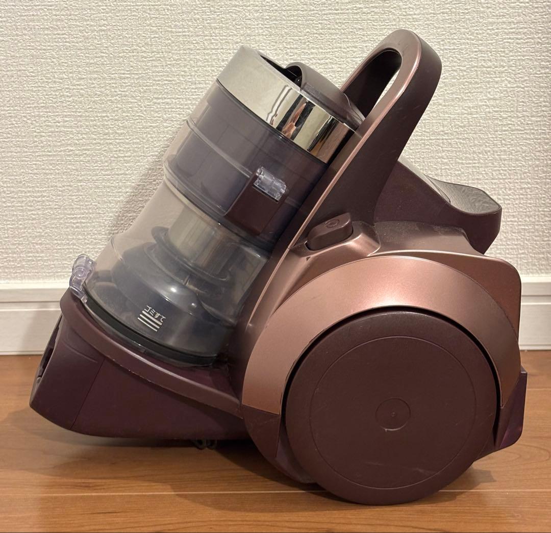 美品／Panasonic MC-SR38K-T サイクロン式掃除機 2021年製