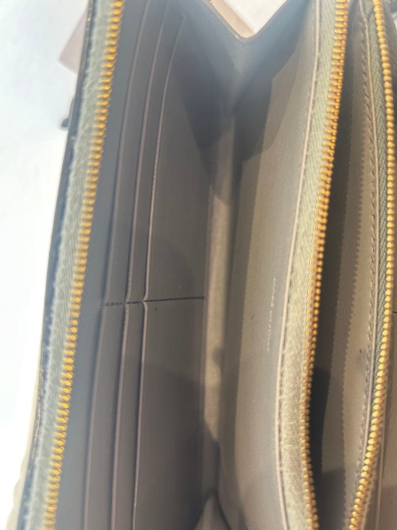 セリーヌ 長財布 ラージ ラウンドジップ グレー