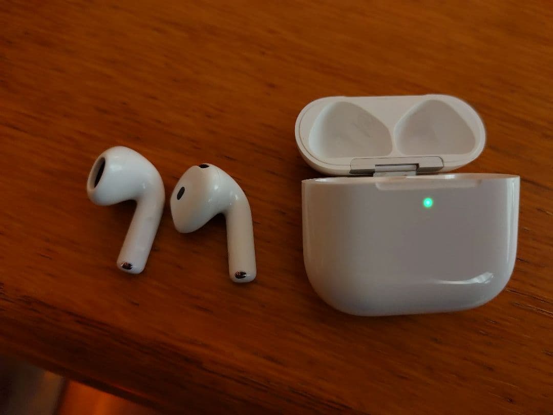 Apple AirPods 4 ANC＋EarPods＋airPodsケース
