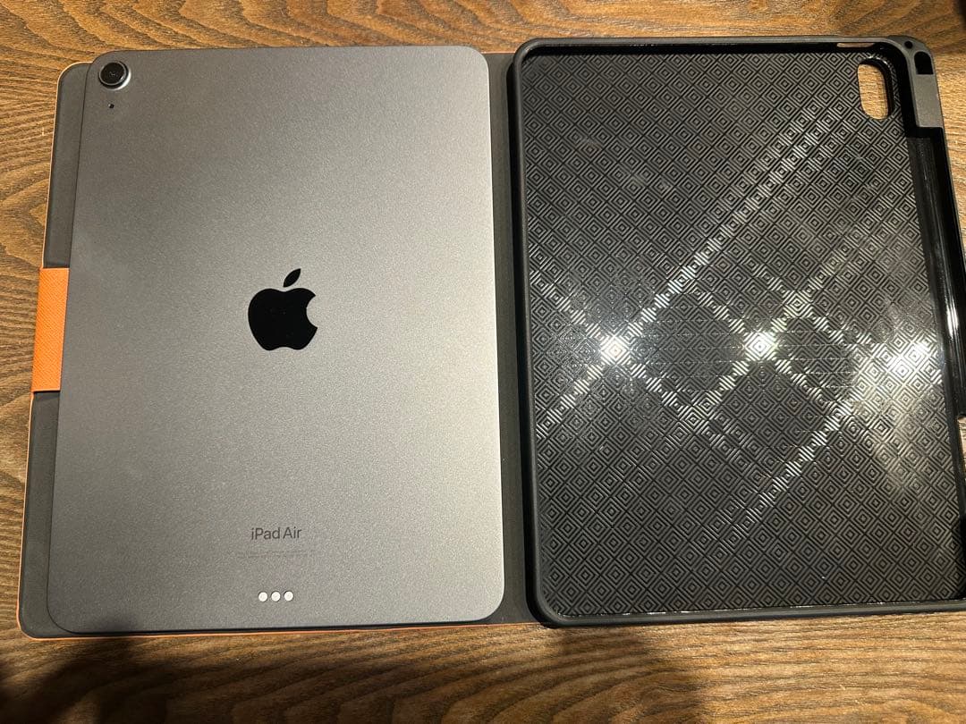 Apple iPad Air グレー 第5世代 Wifi ケース付き