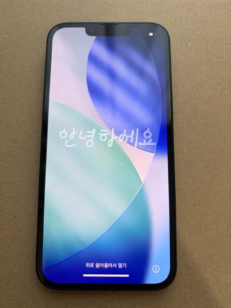 Apple iPhone 13 本体　128GB ミッドナイト