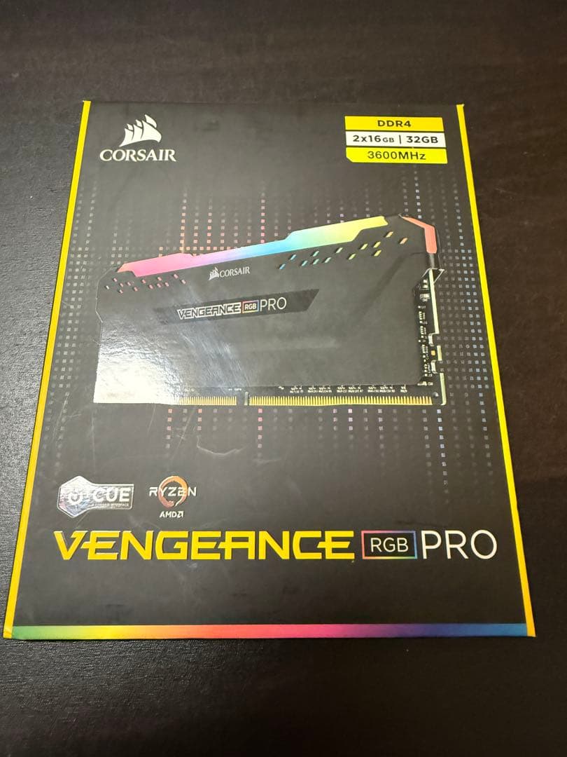 メモリー CORSAIR VENGEANCE 32GB DDR4 3600MHz