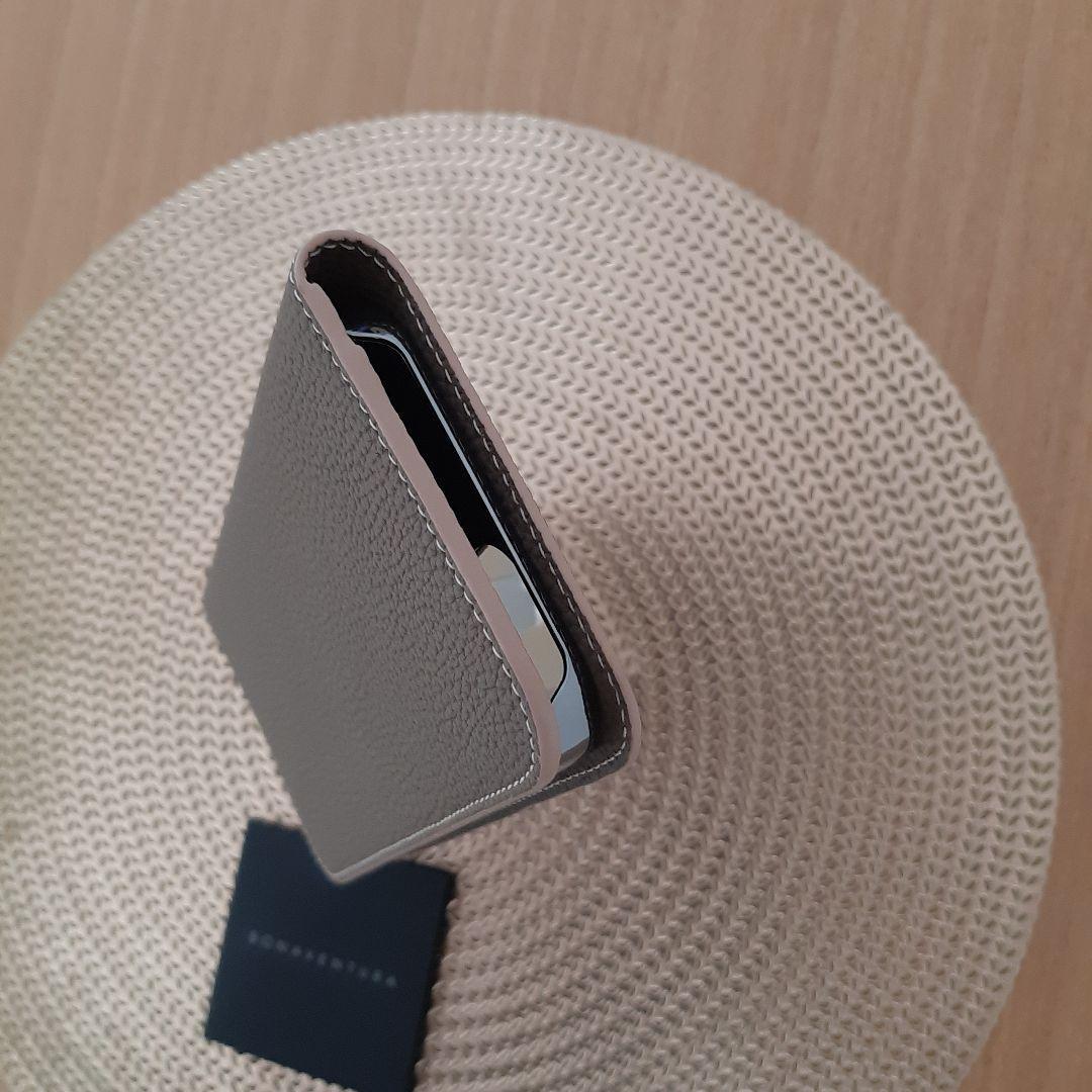 ボナベンチュラiPhone14Plusダイアリーケース　エトープ　シュリンクレザ