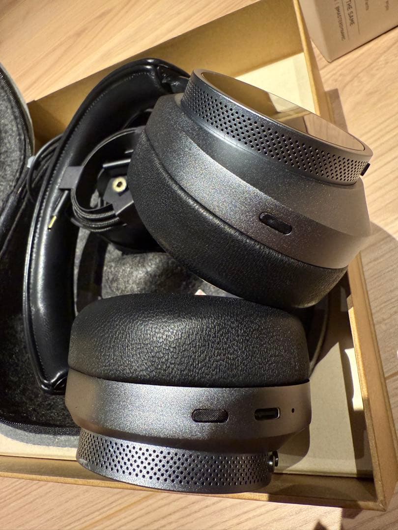 ヘッドホン MASTER & DYNAMIC MW75