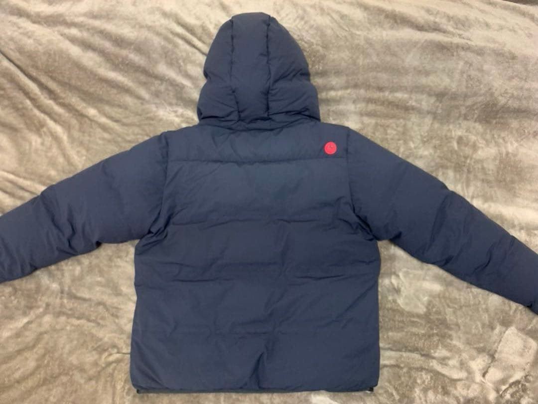 ジ*ン様 Marmot フード付きダウンジャケット 黒×赤