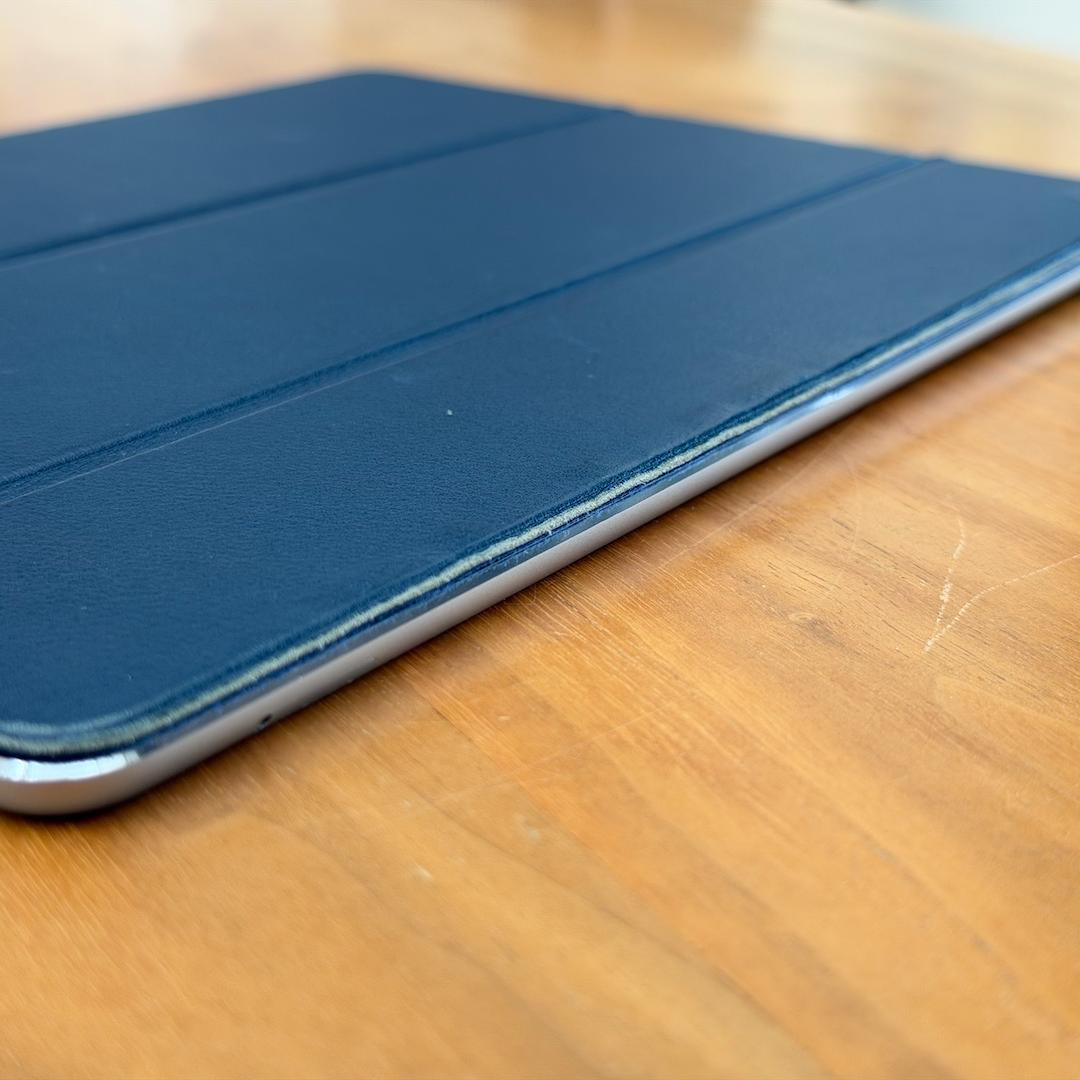 10.5インチiPad Pro Wi-Fi + Cellular 64GB