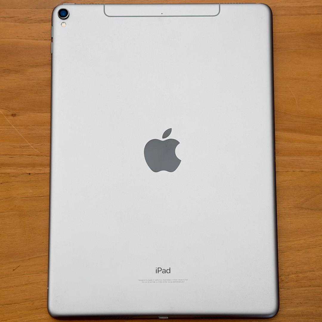 10.5インチiPad Pro Wi-Fi + Cellular 64GB