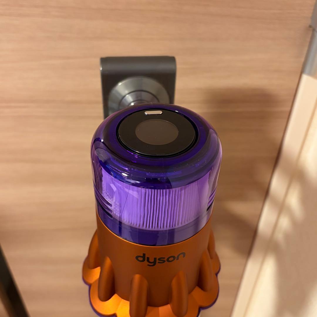 ダイソン コードレス掃除機 SV18FFCOM 2021年購入