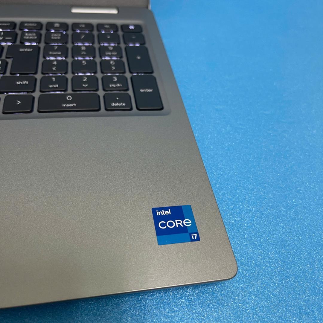 【ほぼ未使用】Corei7/16/512| Dell Latitude 5520