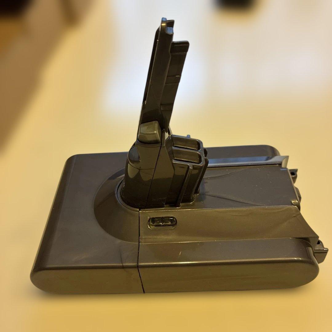 純正　ダイソンコードレス掃除機　V8バッテリー　パーツ番号969106-01