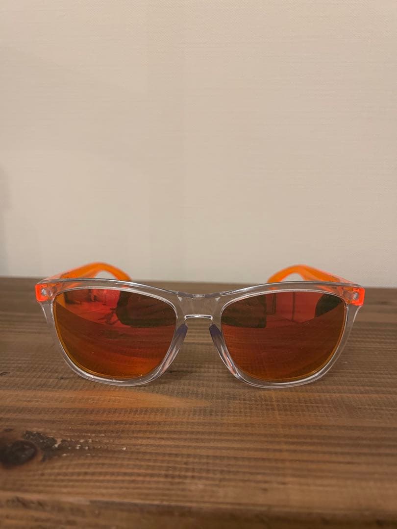 小物 OAKLEY FROGSKIN