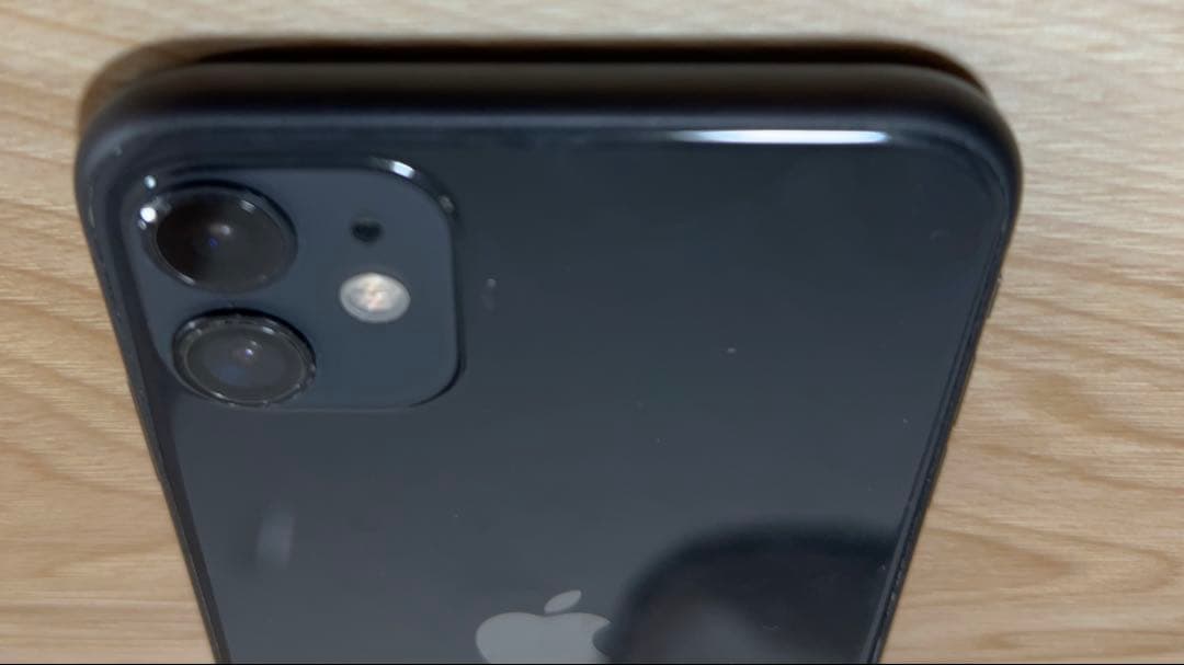 Apple iPhone 11 ブラック(液漏れあり)