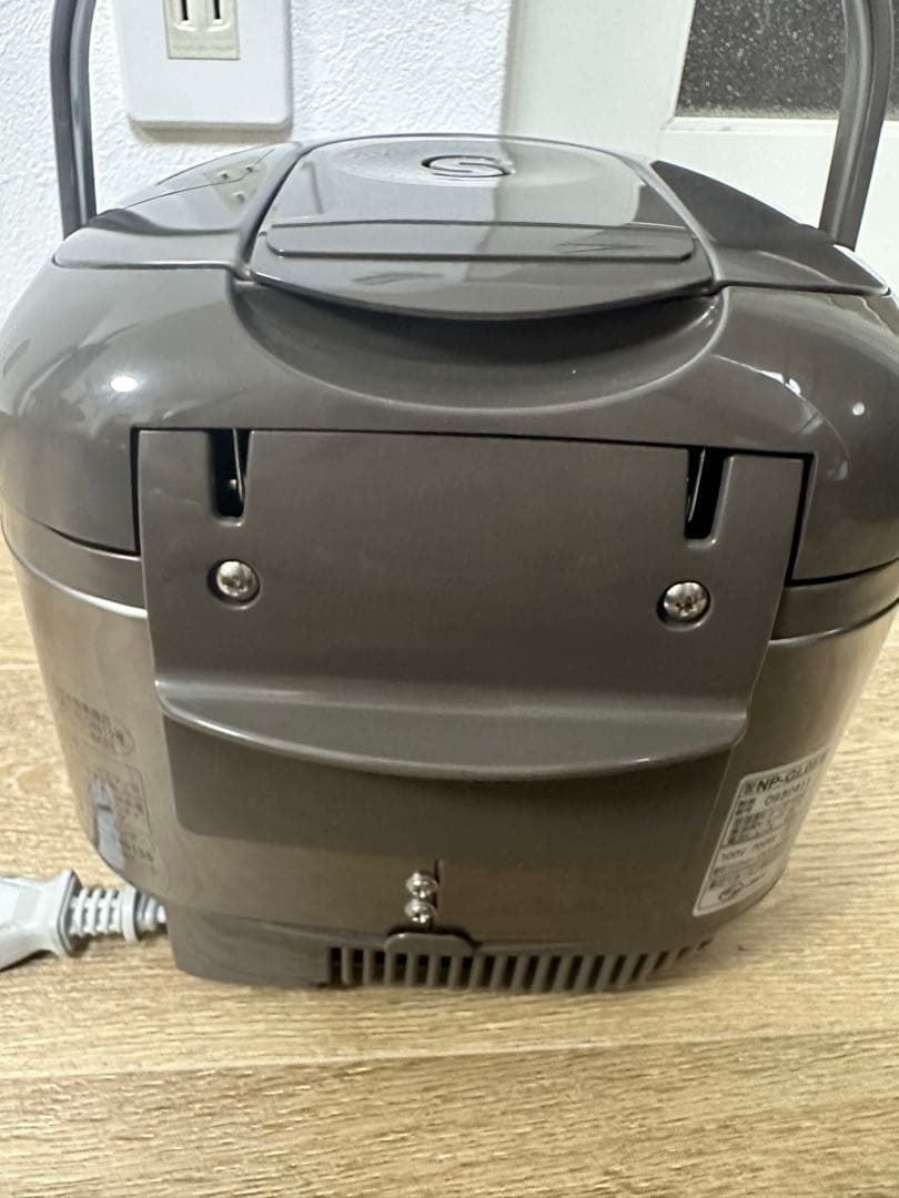 象印 炊飯器 NP-GL05 3合炊き 2023年製