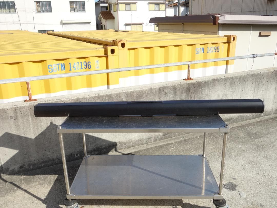 M▽イズミコスモ プロジェクタスクリーン 80インチ 自立式 (38756)