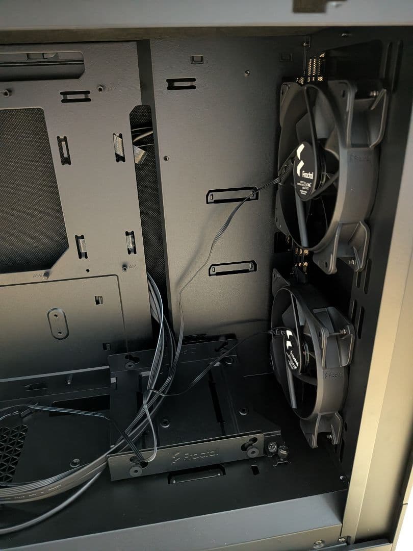 Fractal Design Pop silent ミドルタワーケース