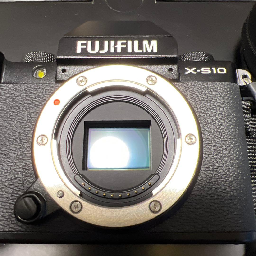FUJIFILM X-S10 ミラーレスカメラ Wズームレンズキット